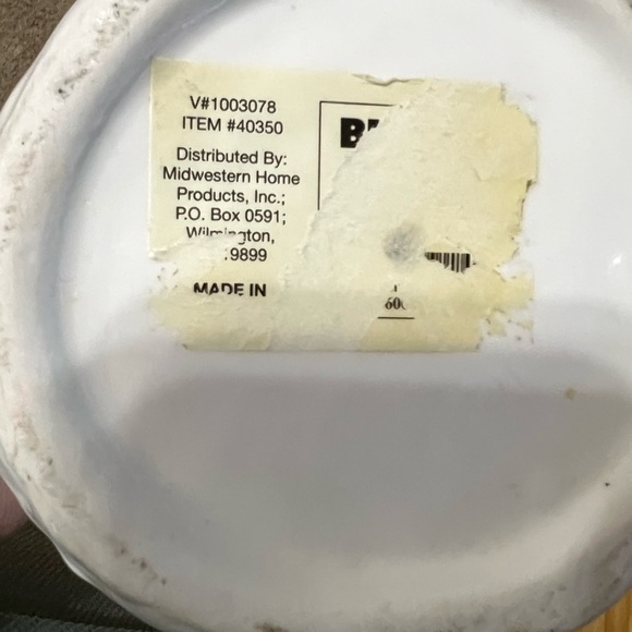 Snowman, holding Christmas tree - Picture 5 of 5